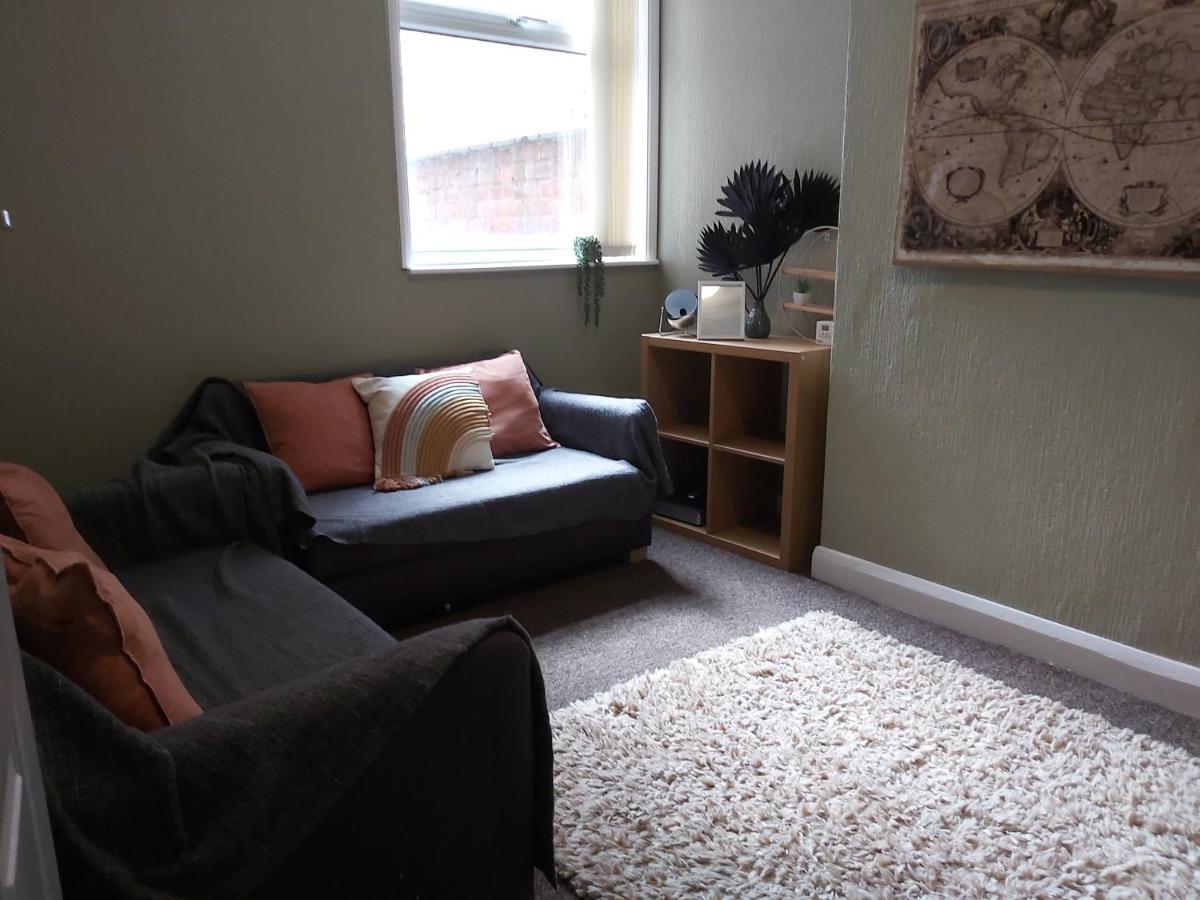 Comfy 4 Bed Home Away From Home Coventry Exterior foto
